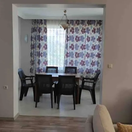 빌라 Bueyuek Arazili Suit Villa